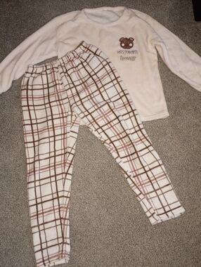 SHEIN White & Brown Plaid Fleece Pajama Set